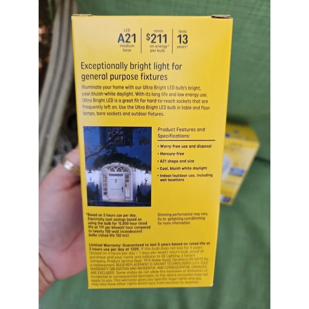 2GE Ultra Bright LED A21 Light Bulbs 150w Daylight Dimmable Medium Base 93129363